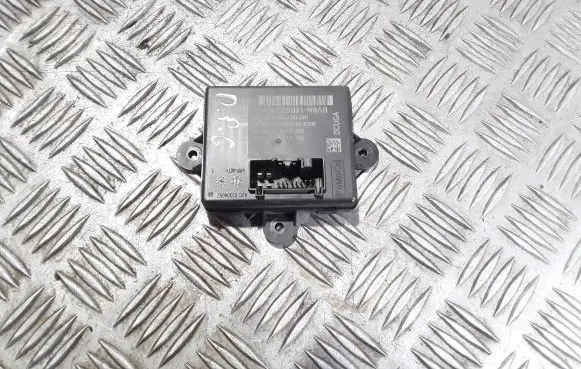 Ford Focus Door control unit/module BV6N14B532AF