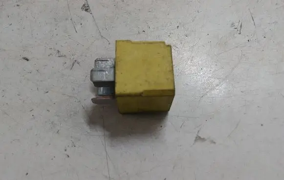 Mercedes-Benz ML W163 Other relay A0025421419