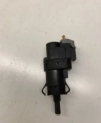 Ford Focus C-MAX Brake pedal sensor switch 3M5T13480AB