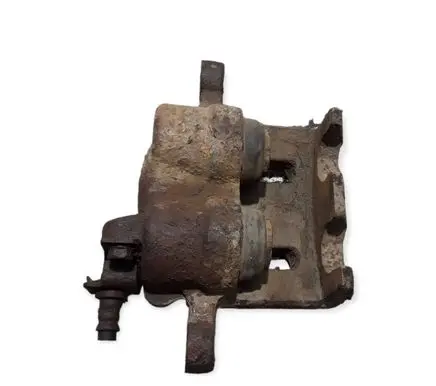Mitsubishi Pajero Front brake caliper