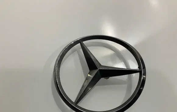 Mercedes-Benz CLS C219 Manufacturers badge/model letters 
