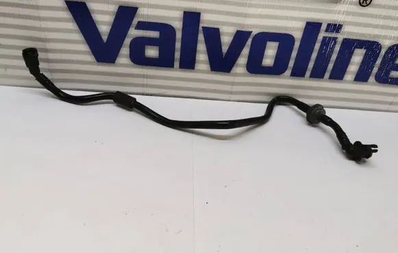 Volkswagen PASSAT B8 Vacuum line/pipe/hose 5Q0612041ae