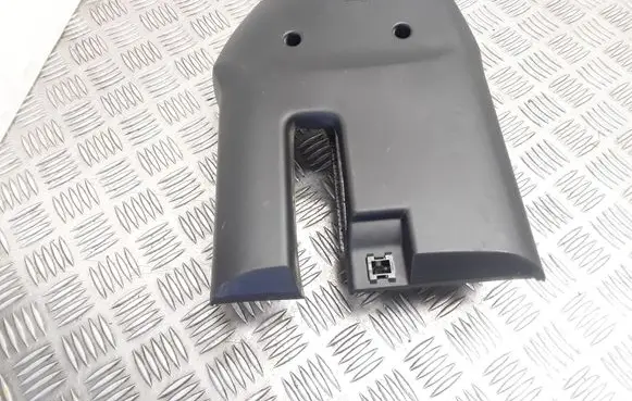 Steering wheel column trim