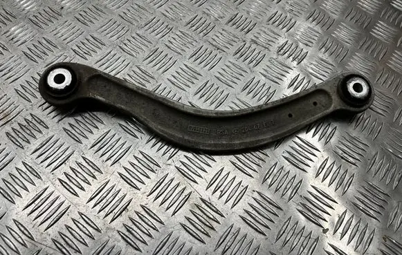 Rear control arm
