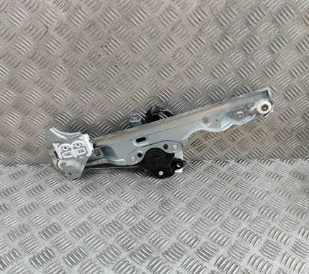 Nissan Qashqai J12 Front door electric window regulator 80701HN20A