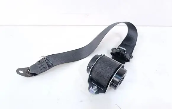 Opel Zafira C Rear seatbelt 13332240 619228100C