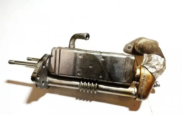 Mazda CX-7 EGR valve cooler B2AX20304 19J11A000015