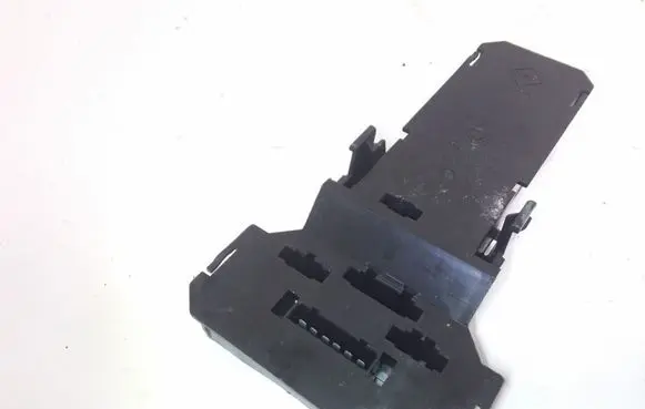 Tail light part