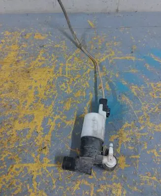 Renault Scenic II - Grand scenic II Windscreen/windshield washer pump 8200067015 8200295685