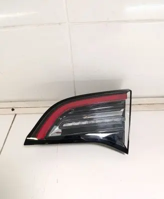 Tesla Model Y Tailgate rear/tail lights 150208900C 271501534282