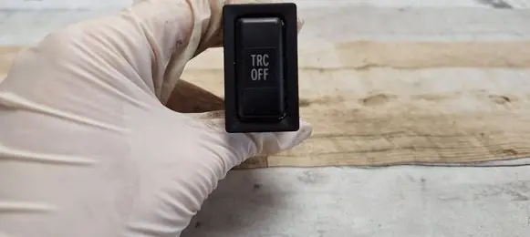 Toyota Avensis T220 Traction control (ASR) switch TR8801