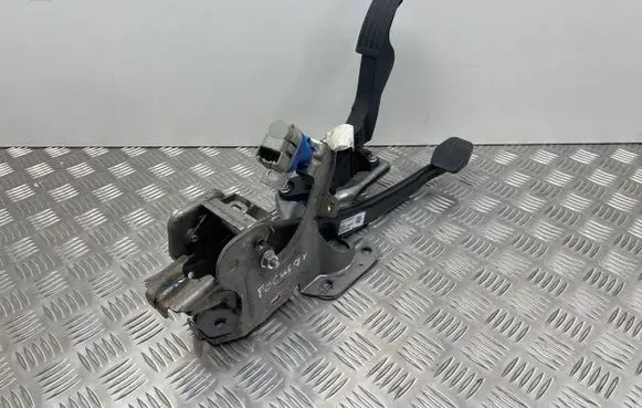 Ford Focus Pedal assembly JX612D094AD JX619F836AC