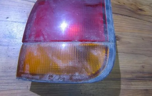 Mitsubishi Space Runner Rear/tail lights 01396