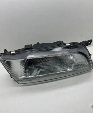 Nissan Almera Headlight/headlamp 203641B