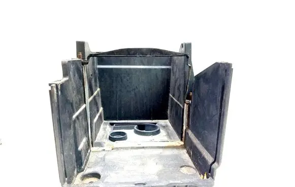Battery box tray