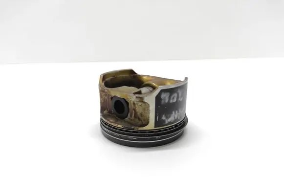 Piston