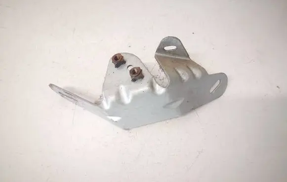Volkswagen Golf V Other exterior part 1K0972321
