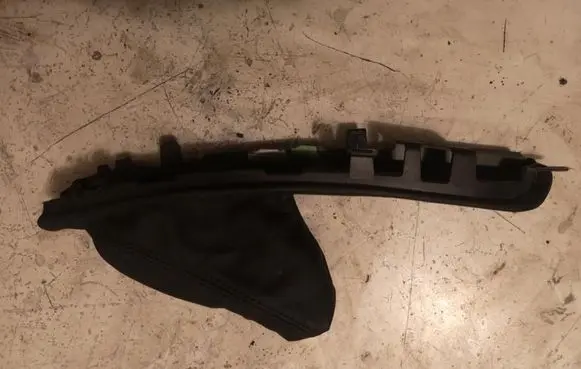 BMW 1 E81 E87 Handbrake trim 8036112