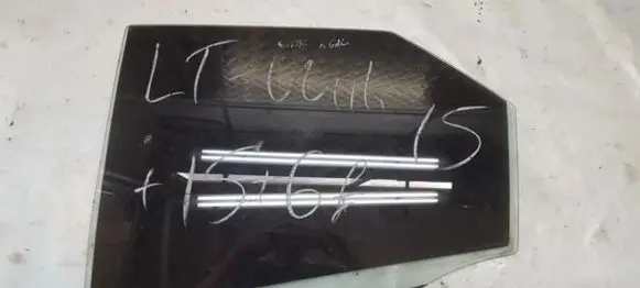 Honda Civic Rear door window glass