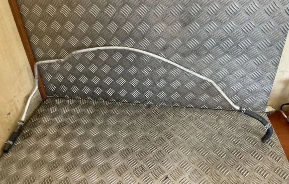 Nissan Pathfinder R51 Engine coolant pipe/hose