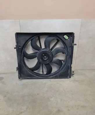 Nissan Qashqai Electric radiator cooling fan M170451 FS2070 PA6GF30