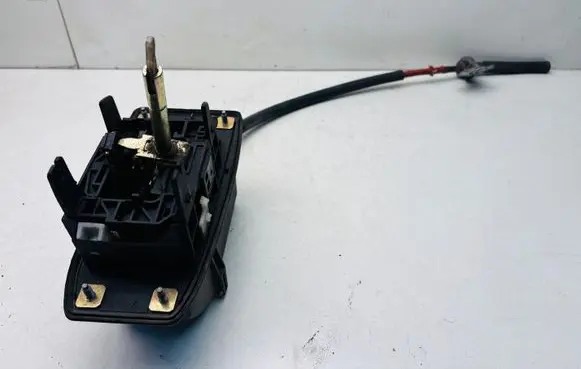 Audi A6 S6 C5 4B Gear shifter/selector 4B0713041K