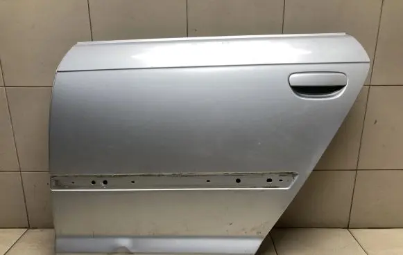 Audi A3 S3 8P Rear door