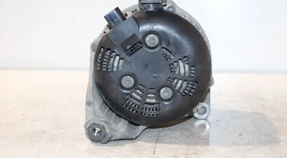 BMW 5 F10 F11 Generator/alternator 7646814