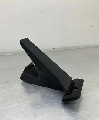 BMW 5 F10 F11 Accelerator throttle pedal 6789998