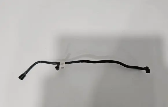 Porsche Cayenne (9Y0 9Y3) Engine coolant pipe/hose 06M121692AD