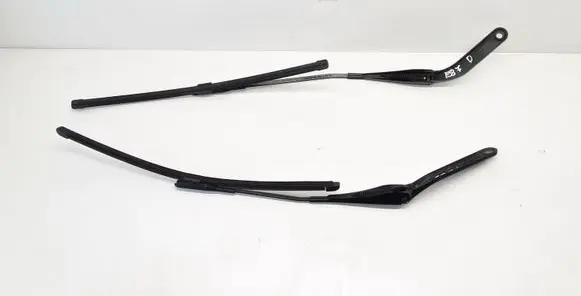 BMW 1 E81 E87 Front wiper blade arm 7169971 7169972 61617169971