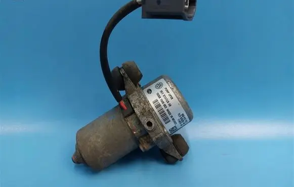 Skoda Octavia Mk3 (5E) Vacuum pump 5Q0612175E