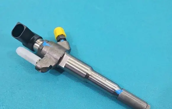 Renault Master III Fuel injector 166000372R IMPRK1532414