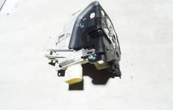 Audi Q7 4L Rear door lock 3C4839016C