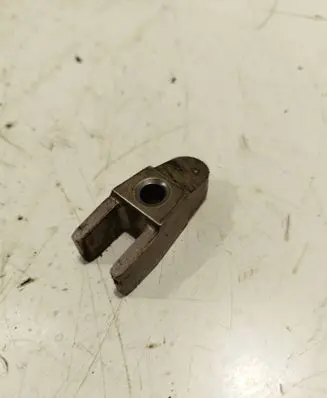 Mercedes-Benz Sprinter W901 W902 W903 W904 Fuel Injector clamp holder