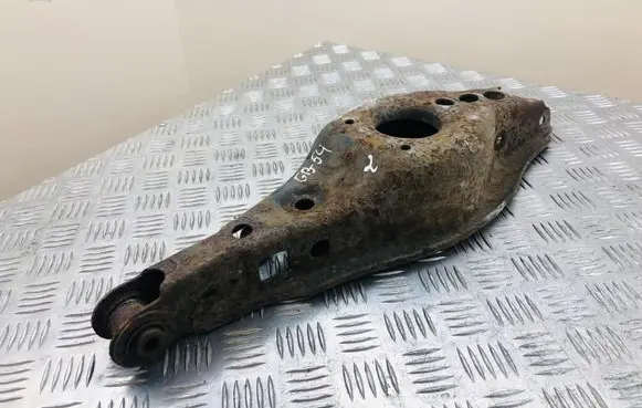 Toyota Auris 150 Rear upper control arm/wishbone