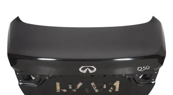 Infiniti Q50 Tailgate/trunk/boot lid