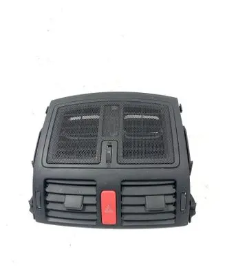 Toyota Auris 150 Dash center air vent grill 21GY18