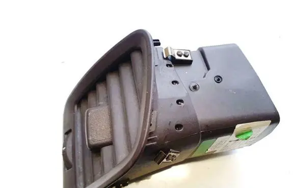 Dash center air vent grill