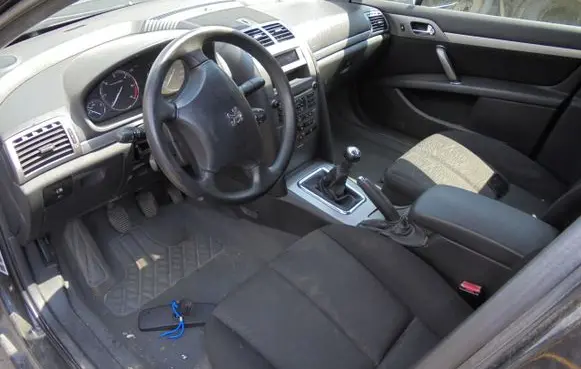Peugeot 407 Dashboard DESKAKONSOLA