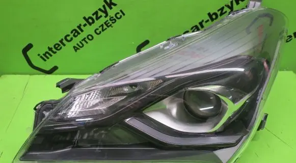 Toyota Yaris Headlight/headlamp