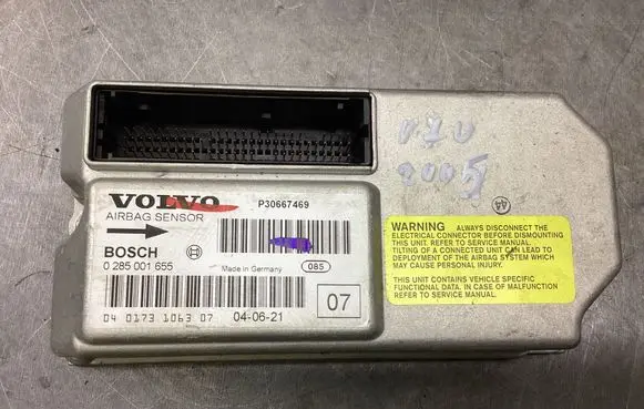 Volvo V70 Airbag control unit/module P30667469 0285001655 04017310630