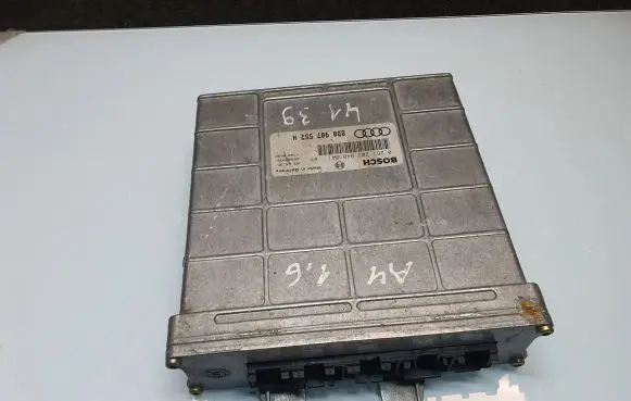 Audi A4 S4 B5 8D Engine control unit/module 8D0907557H 0261203940 0261203941
