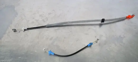 Ford Mondeo MK IV Front door cable line 