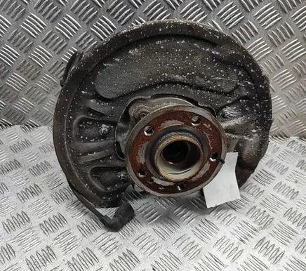 Mercedes-Benz GLE W167 Rear wheel hub A1674233100 A1673572100