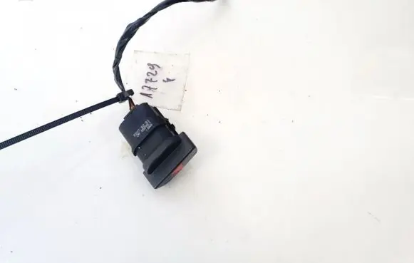 Ford Focus Hazard light switch 4m5t13a350ac