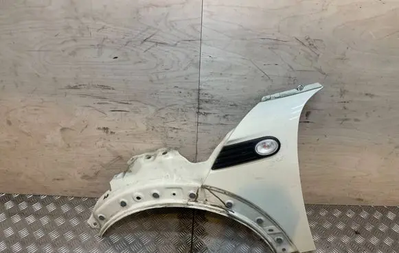 Mini One - Cooper Coupe R56 Fender