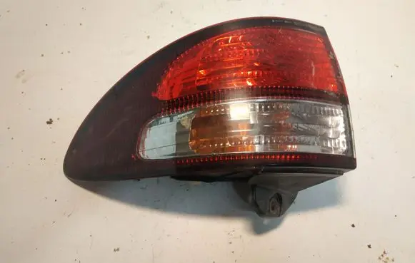 Toyota Previa (XR30, XR40) II Rear/tail lights 