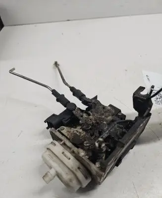 Audi A8 S8 D2 4D Front door lock 8D1837015B