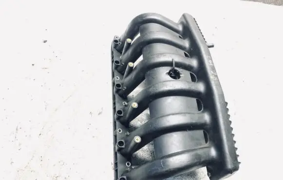 BMW 5 E39 Intake manifold 11611427618 11.61-1427618